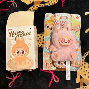 Pink Labubu / Lafufu-> Have a seat series